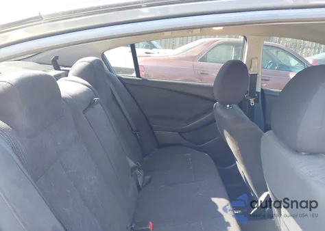 2010 Nissan Altima 2.5 S z USA, uszkodzony, nr VIN 1N4AL2AP3AN494741